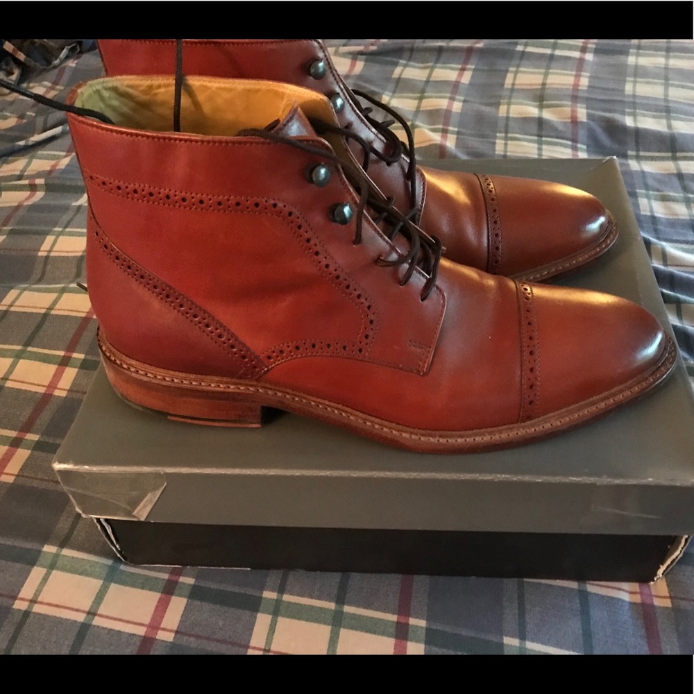 Men’s Johnston & Murphy Wingtip Boots
